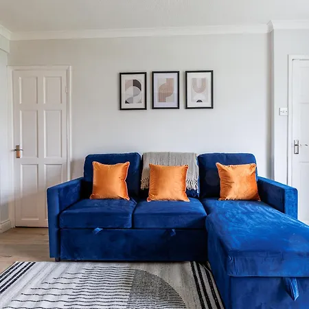 Comfortable 2 Bedroom House In