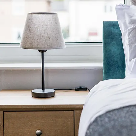 Comfortable 2 Bedroom House In Dom wakacyjny