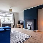 Comfortable 2 Bedroom House In *